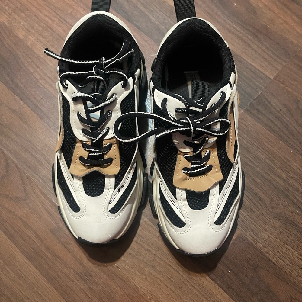 Steve Madden Men's Athletic Sneakers Colorblock Lace Up Black White Beige